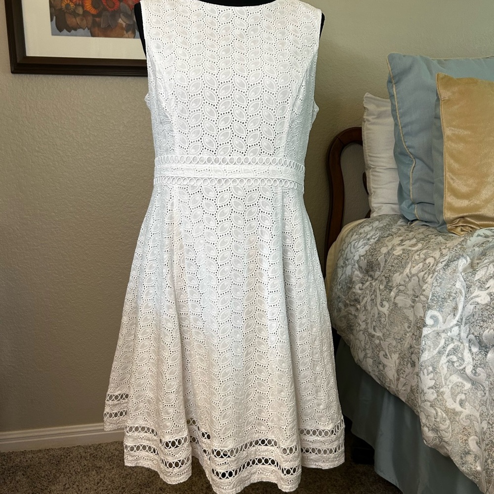 Calvin Klein White Eyelet A Line Dress. Size 12. NWOTGS. - Picture 6 of 12